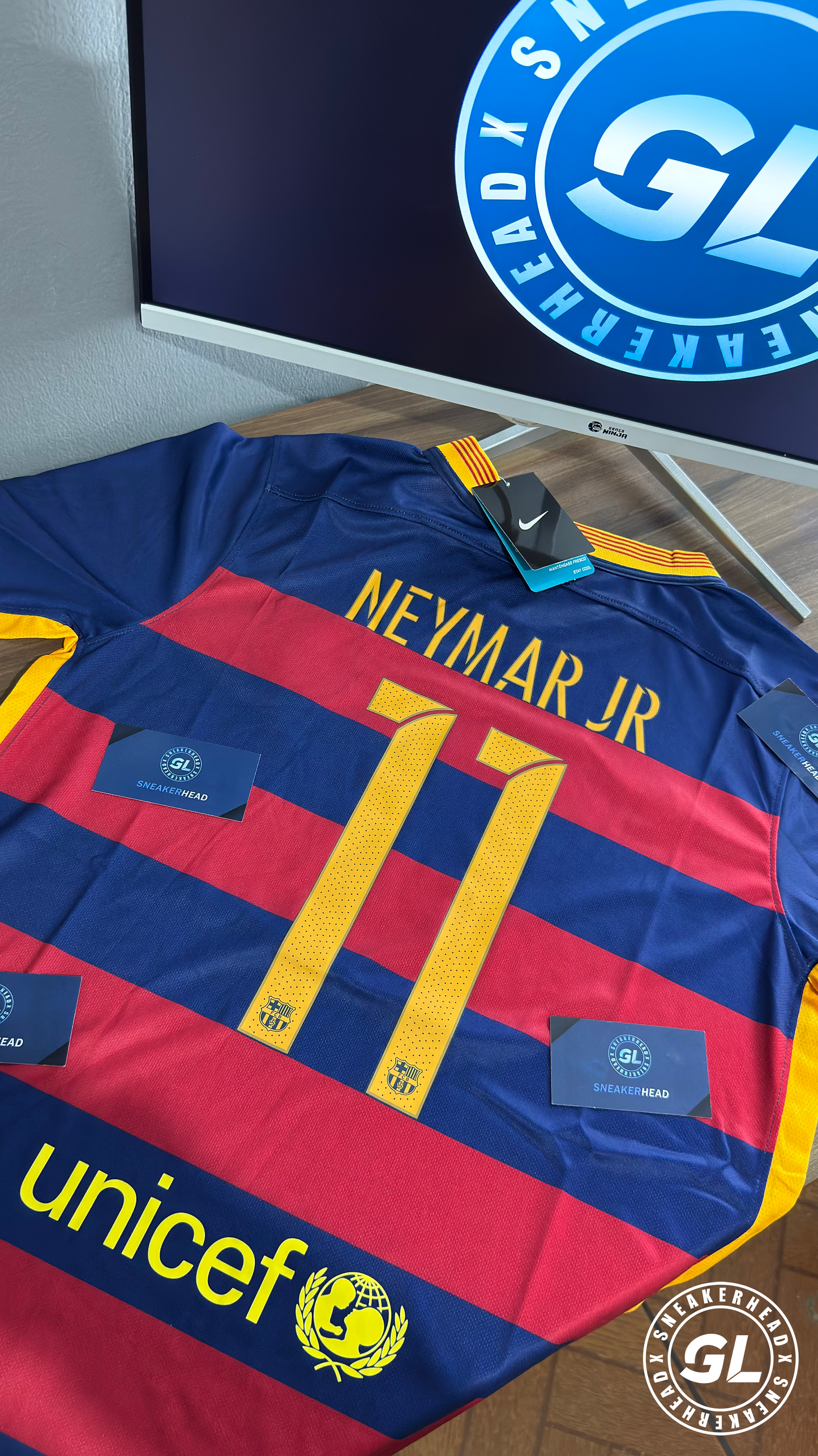 Camisa Barcelona Retrô 15/16 (Neymar 11)